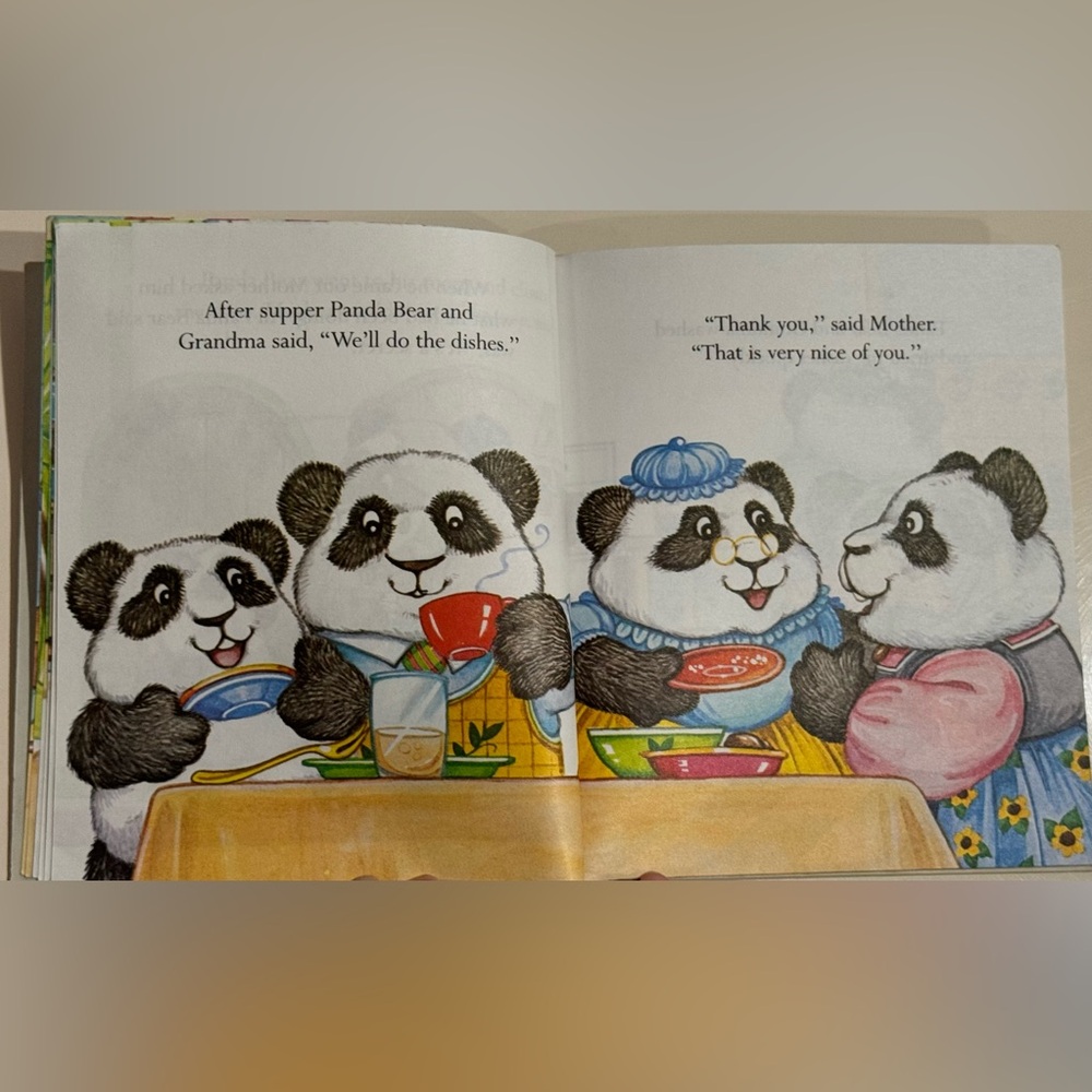 Vintage 1982 Panda Bear's Secret - First Little Golden Book Muntean Santoro - Picture 8 of 16